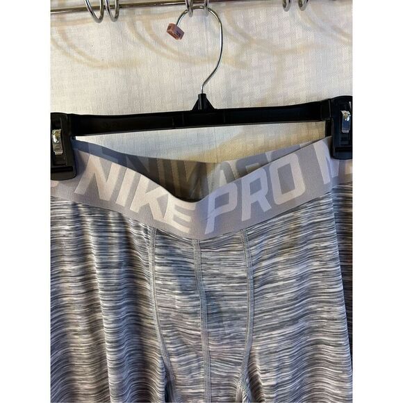 Nike pro dri fit xl gray stripe active pants capri - Picture 3 of 11